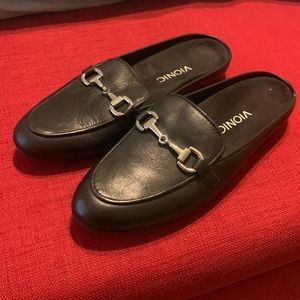Vionic Snug Adeline horsebit mule slide